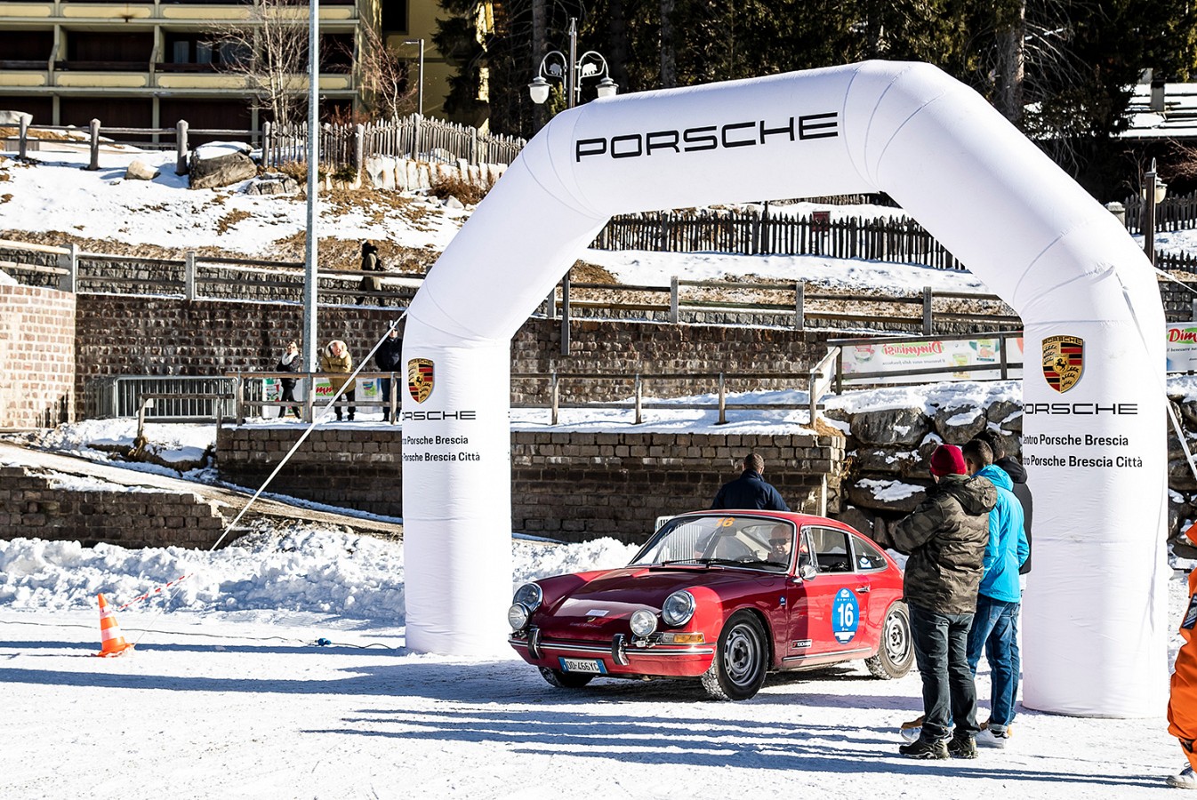 Winter Marathon e Centro Porsche Brescia, un legame che continua sulle Dolomiti