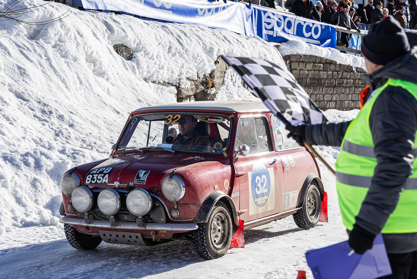 A Barcella-Ghidotti su Fiat 508 C del 1938 il Trofeo Veriwatch sul lago ghiacciato